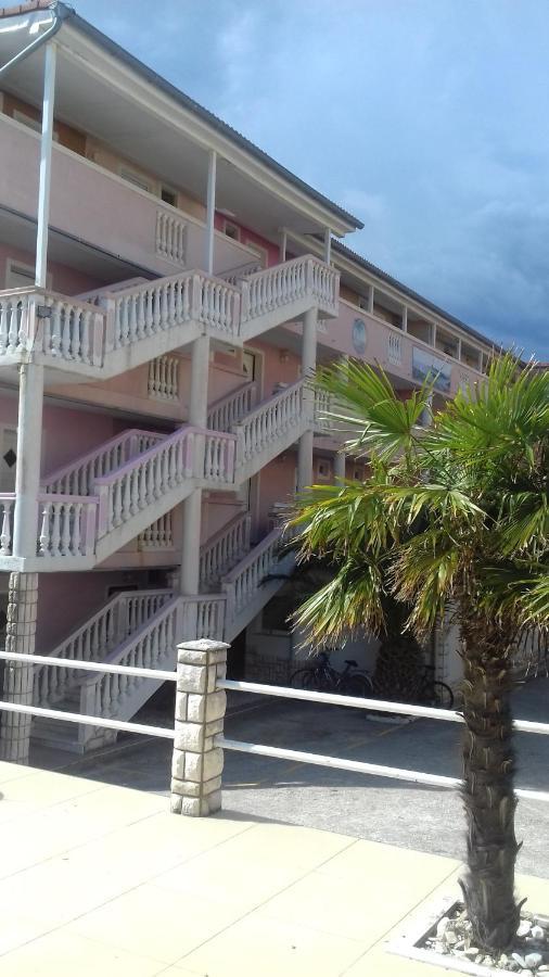 Apartment Leona Medolino Esterno foto